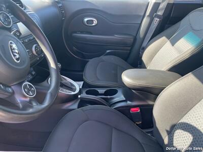 2016 Kia Soul +   - Photo 10 - Visalia, CA 93292