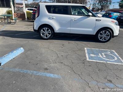 2016 Kia Soul +   - Photo 8 - Visalia, CA 93292