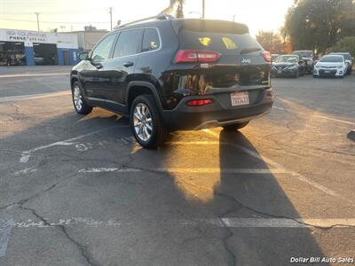 2017 Jeep Cherokee Limited   - Photo 5 - Visalia, CA 93292