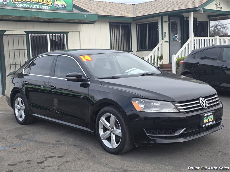 2014 Volkswagen Passat 1.8T SE PZEV   - Photo 1 - Visalia, CA 93292