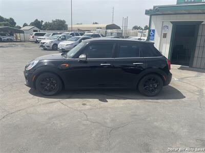 2015 MINI Cooper 5-door   - Photo 8 - Visalia, CA 93292