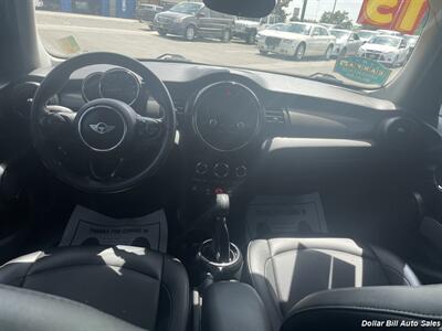 2015 MINI Cooper 5-door   - Photo 9 - Visalia, CA 93292