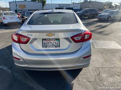 2018 Chevrolet Cruze LT Auto   - Photo 6 - Visalia, CA 93292