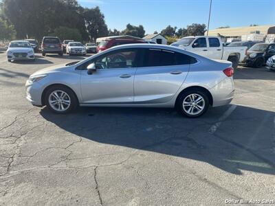 2018 Chevrolet Cruze LT Auto   - Photo 4 - Visalia, CA 93292