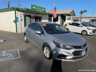 2018 Chevrolet Cruze LT Auto   - Photo 1 - Visalia, CA 93292