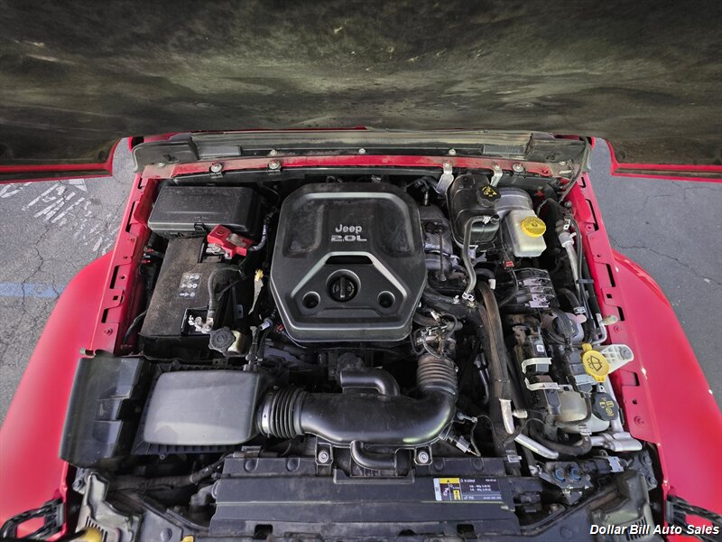 2020 Jeep Wrangler Unlimited Sahara - Photo 9 - Visalia, CA 93292