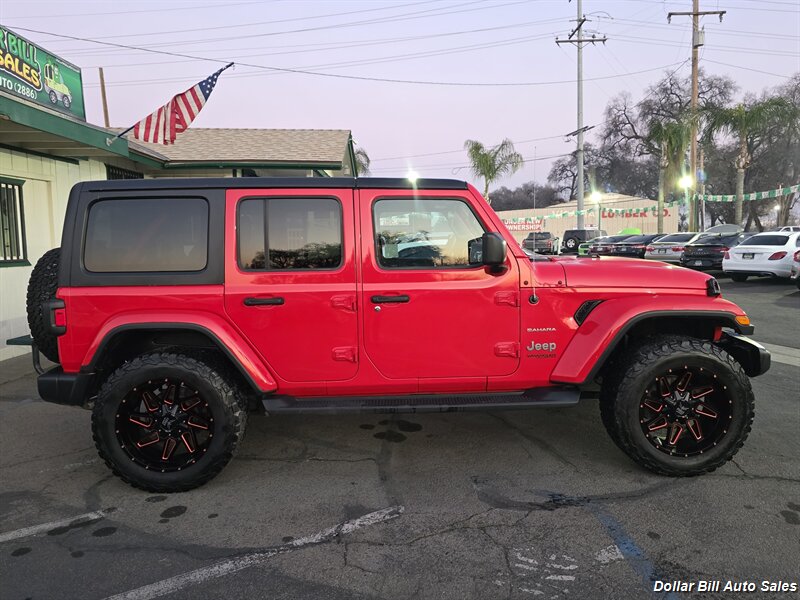 2020 Jeep Wrangler Unlimited Sahara - Photo 8 - Visalia, CA 93292