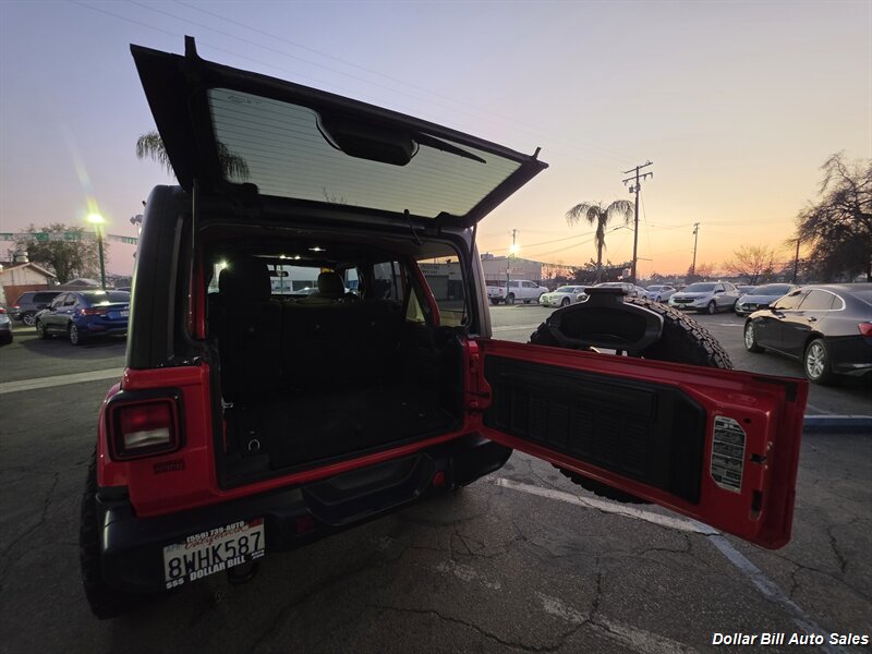 2020 Jeep Wrangler Unlimited Sahara - Photo 10 - Visalia, CA 93292