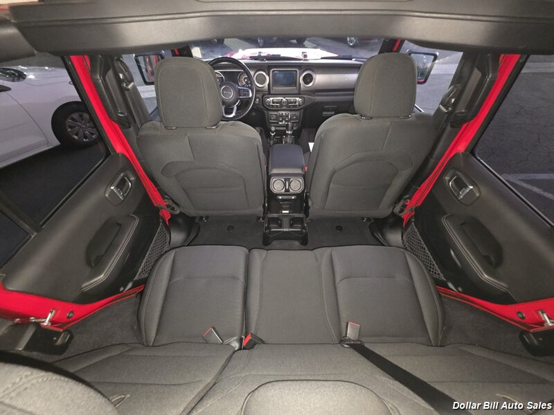 2020 Jeep Wrangler Unlimited Sahara - Photo 12 - Visalia, CA 93292