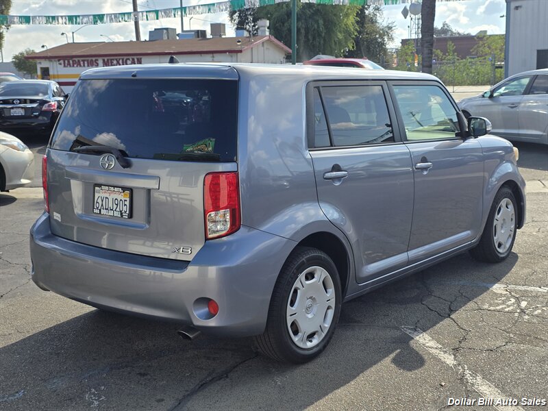 2012 Scion xB - Photo 7 - Visalia, CA 93292