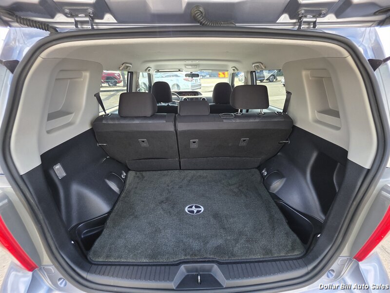 2012 Scion xB - Photo 11 - Visalia, CA 93292