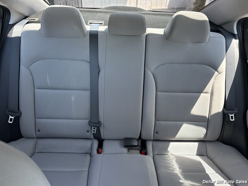 2018 Hyundai ELANTRA Value Edition - Photo 6 - Visalia, CA 93292