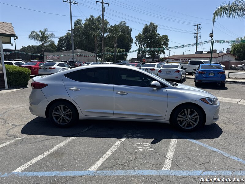 2018 Hyundai ELANTRA Value Edition - Photo 2 - Visalia, CA 93292
