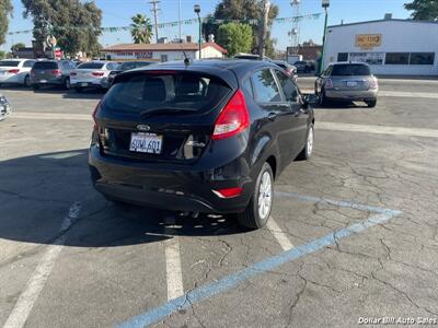 2012 Ford Fiesta SE   - Photo 7 - Visalia, CA 93292