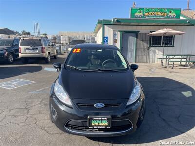 2012 Ford Fiesta SE   - Photo 2 - Visalia, CA 93292