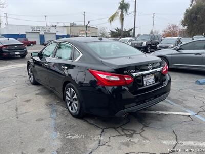 2017 Nissan Altima 2.5 SV   - Photo 5 - Visalia, CA 93292