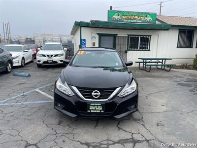 2017 Nissan Altima 2.5 SV   - Photo 2 - Visalia, CA 93292