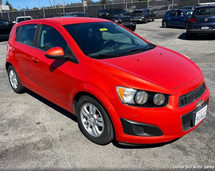 2012 Chevrolet Sonic LT - Photo 2 - Visalia, CA 93292