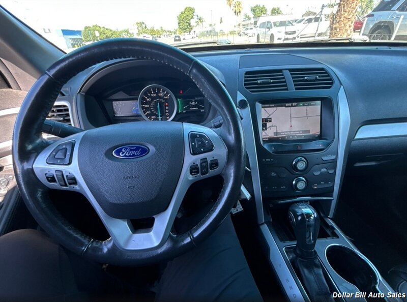 2015 Ford Explorer XLT - Photo 3 - Visalia, CA 93292