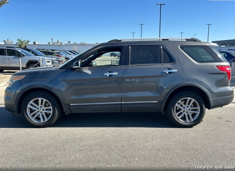 2015 Ford Explorer XLT - Photo 2 - Visalia, CA 93292