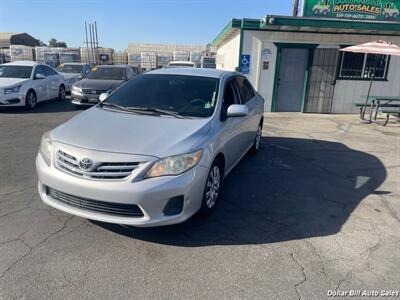 2013 Toyota Corolla LE   - Photo 3 - Visalia, CA 93292