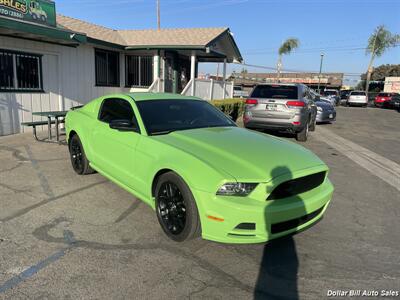 2014 Ford Mustang V6 Coupe