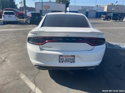 2019 Dodge Charger SXT   - Photo 6 - Visalia, CA 93292