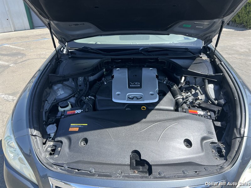 2011 INFINITI M37 - Photo 13 - Visalia, CA 93292