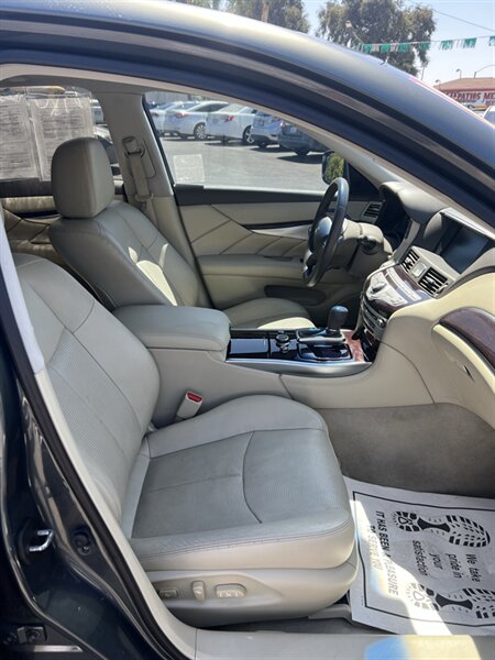 2011 INFINITI M37 - Photo 11 - Visalia, CA 93292