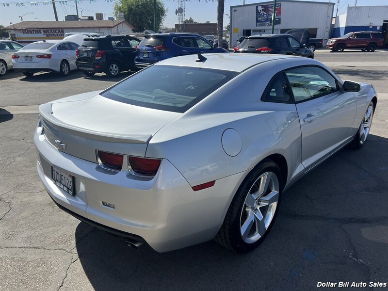 2012 Chevrolet Camaro LS - Photo 4 - Visalia, CA 93292