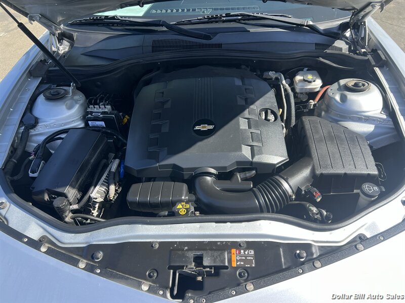 2012 Chevrolet Camaro LS - Photo 12 - Visalia, CA 93292