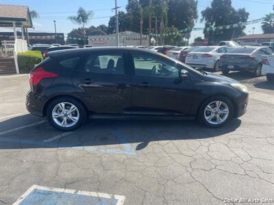 2014 Ford Focus SE   - Photo 8 - Visalia, CA 93292