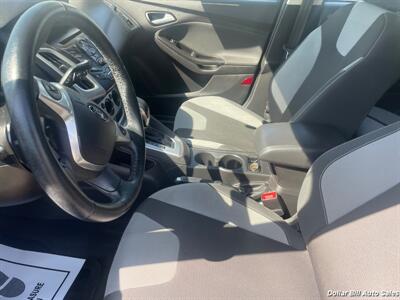 2014 Ford Focus SE   - Photo 10 - Visalia, CA 93292