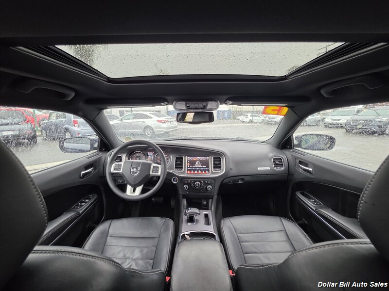 2013 Dodge Charger SXT - Photo 11 - Visalia, CA 93292