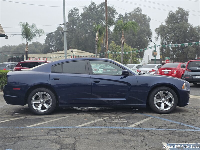2013 Dodge Charger SXT - Photo 8 - Visalia, CA 93292
