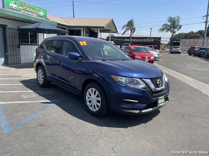 2017 Nissan Rogue S - Photo 1 - Visalia, CA 93292