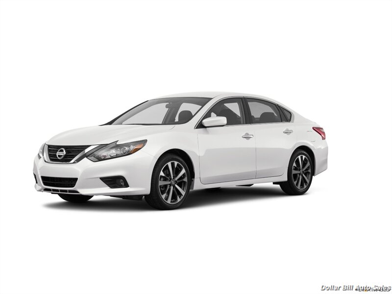 2017 Nissan Altima 2.5 S   - Photo 1 - Visalia, CA 93292