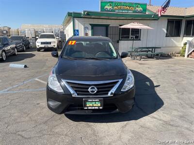 2017 Nissan Versa 1.6 S Plus   - Photo 2 - Visalia, CA 93292