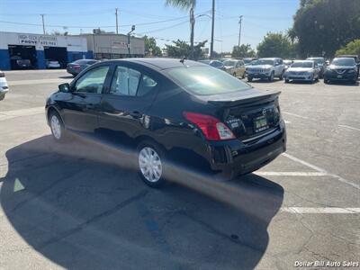 2017 Nissan Versa 1.6 S Plus   - Photo 5 - Visalia, CA 93292