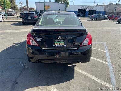 2017 Nissan Versa 1.6 S Plus   - Photo 6 - Visalia, CA 93292