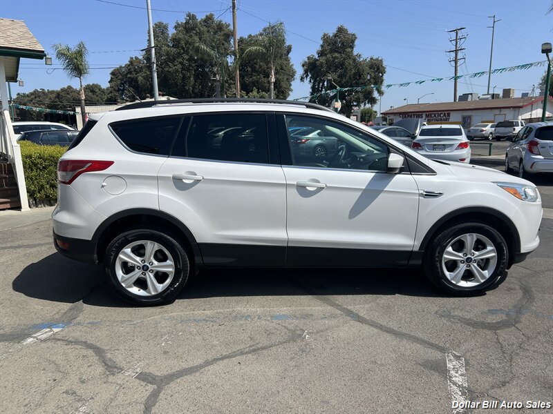2016 Ford Escape SE - Photo 5 - Visalia, CA 93292