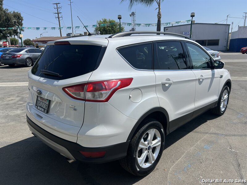 2016 Ford Escape SE - Photo 4 - Visalia, CA 93292