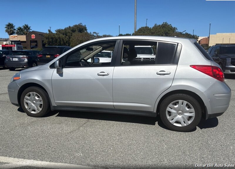 2012 Nissan Versa 1.8 S - Photo 2 - Visalia, CA 93292