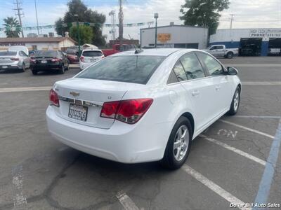 2016 Chevrolet Cruze Limited 1LT Auto   - Photo 7 - Visalia, CA 93292