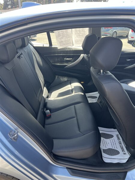 2013 BMW 328i - Photo 10 - Visalia, CA 93292