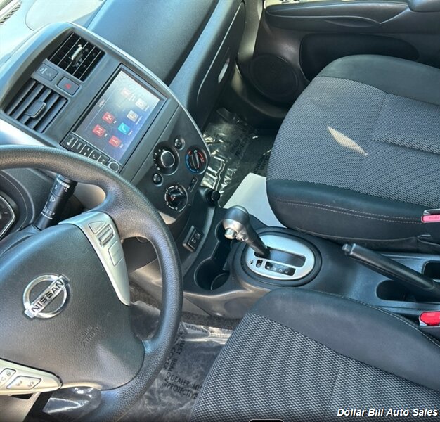 2019 Nissan Versa SV - Photo 6 - Visalia, CA 93292