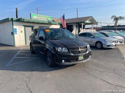 2018 Dodge Grand Caravan GT   - Photo 1 - Visalia, CA 93292