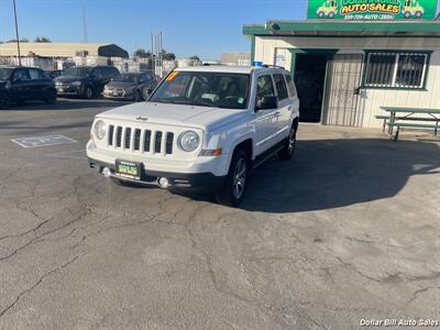 2017 Jeep Patriot Latitude   - Photo 3 - Visalia, CA 93292