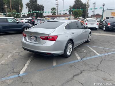 2018 Chevrolet Malibu LT   - Photo 7 - Visalia, CA 93292