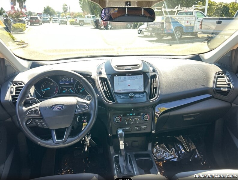 2017 Ford Escape SE - Photo 5 - Visalia, CA 93292